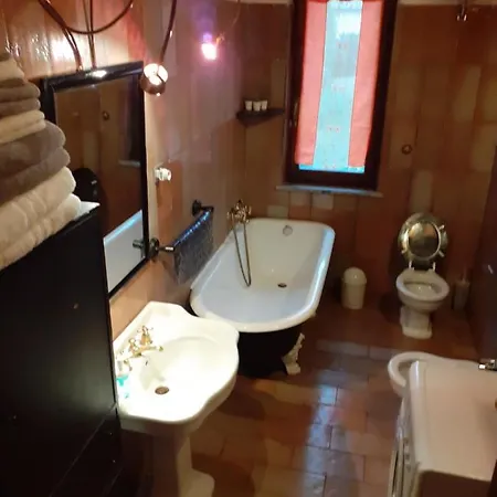 Con Piscina In Umbria ヴィラ *