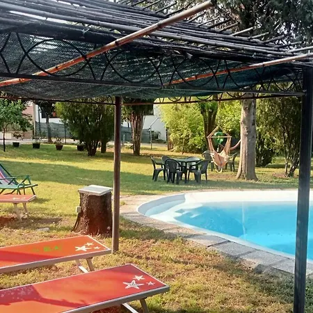 Con Piscina In Umbria Βίλα *