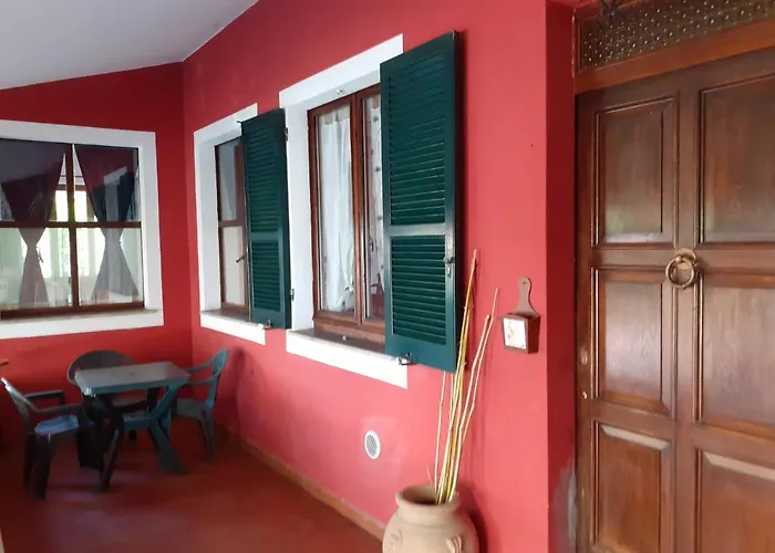 Con Piscina In Umbria *