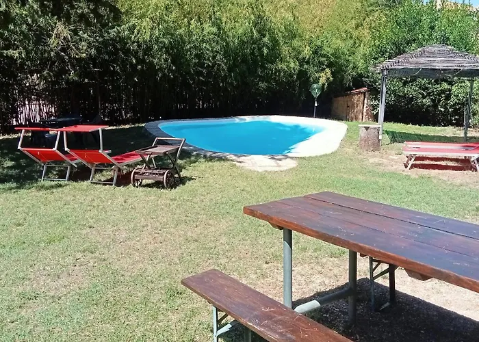 Con Piscina In Umbria Foligno